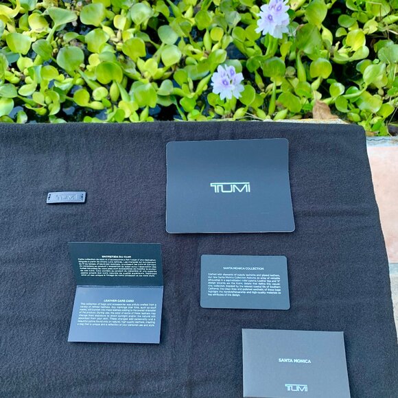 Tumi Santa Monica tote carry on bag - Picture 14 of 16